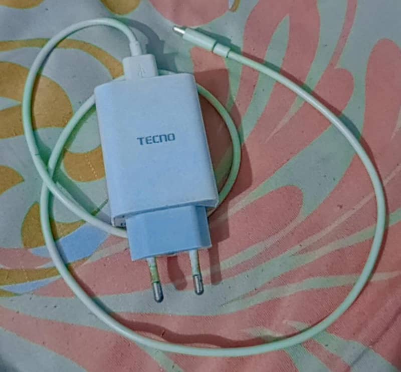 Tecno CAMON 20 4
