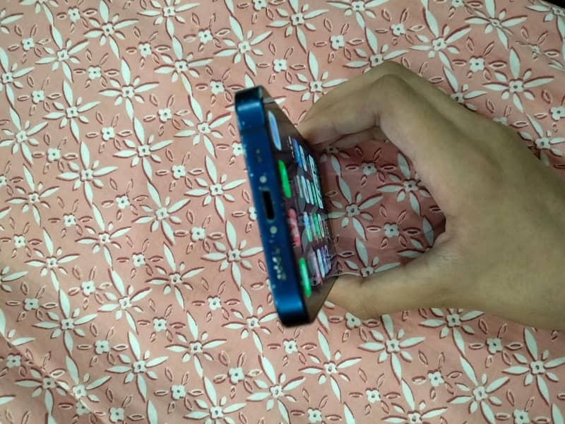Apple iPhone 12 mini 2