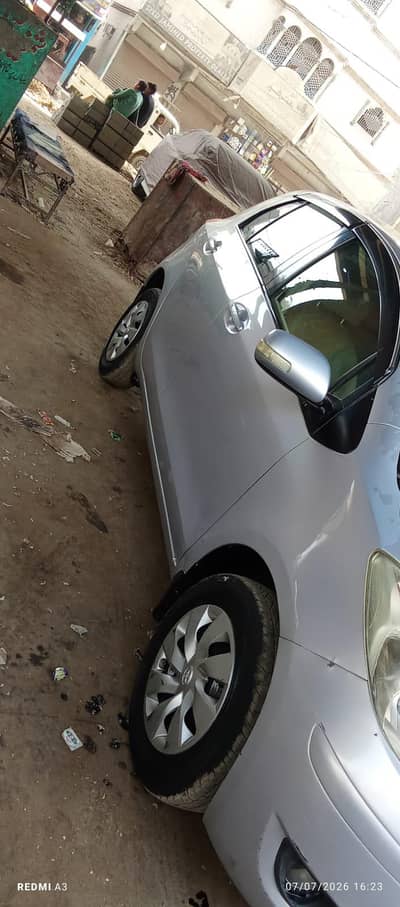 Toyota Vitz 2009 reg 2013 beige interior