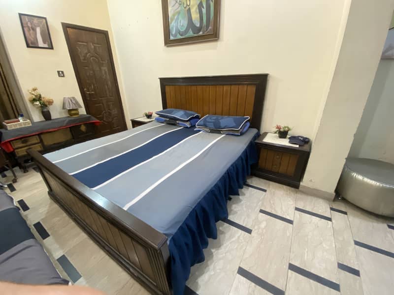 Bed with Side Tables 3