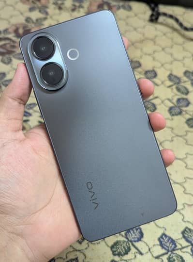 Vivo V60 Lite (8GB+8GB Extended RAM / 256GB) – Black