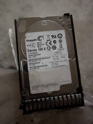 600gb SAS hard disks x2