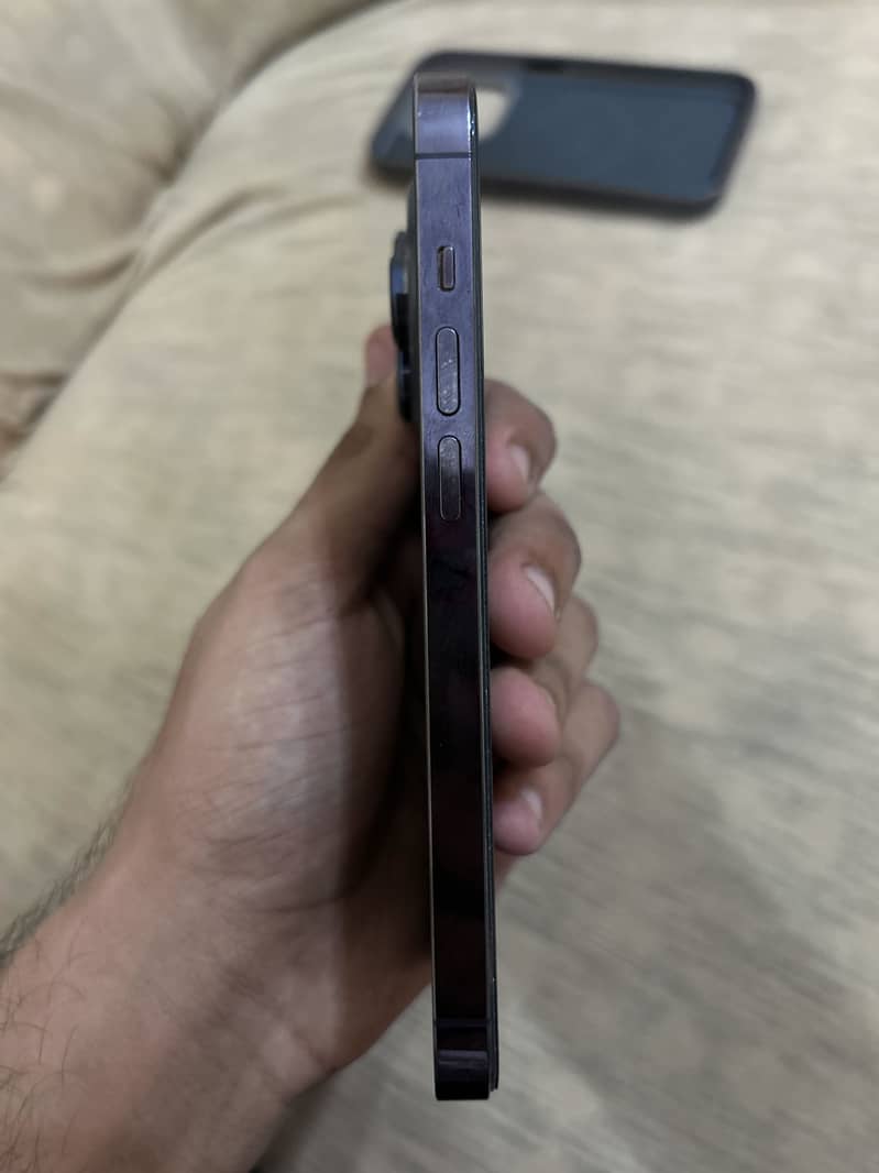 iPhone 14 Pro 3