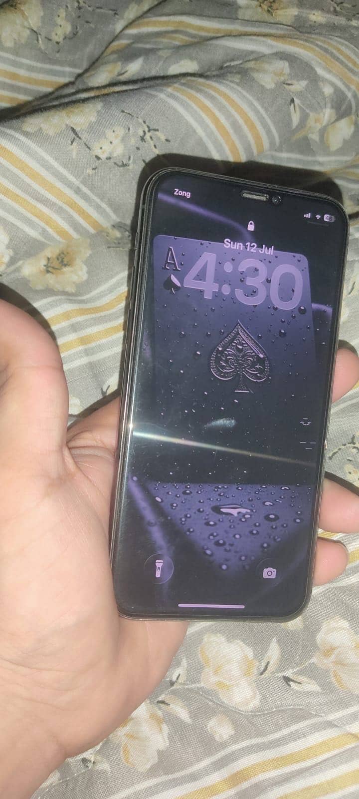 Apple iPhone 11 Pro 1