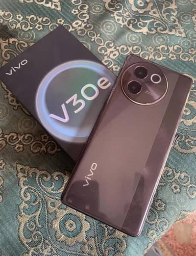 vivo V30e 5G 8 256