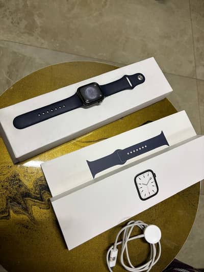 apple watch series 7 41mm with box and charger
