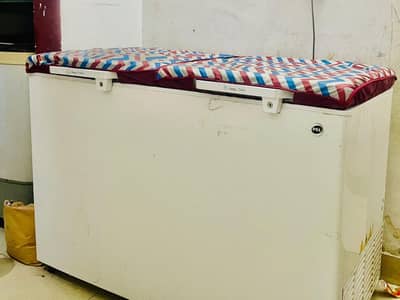 Double door fridge