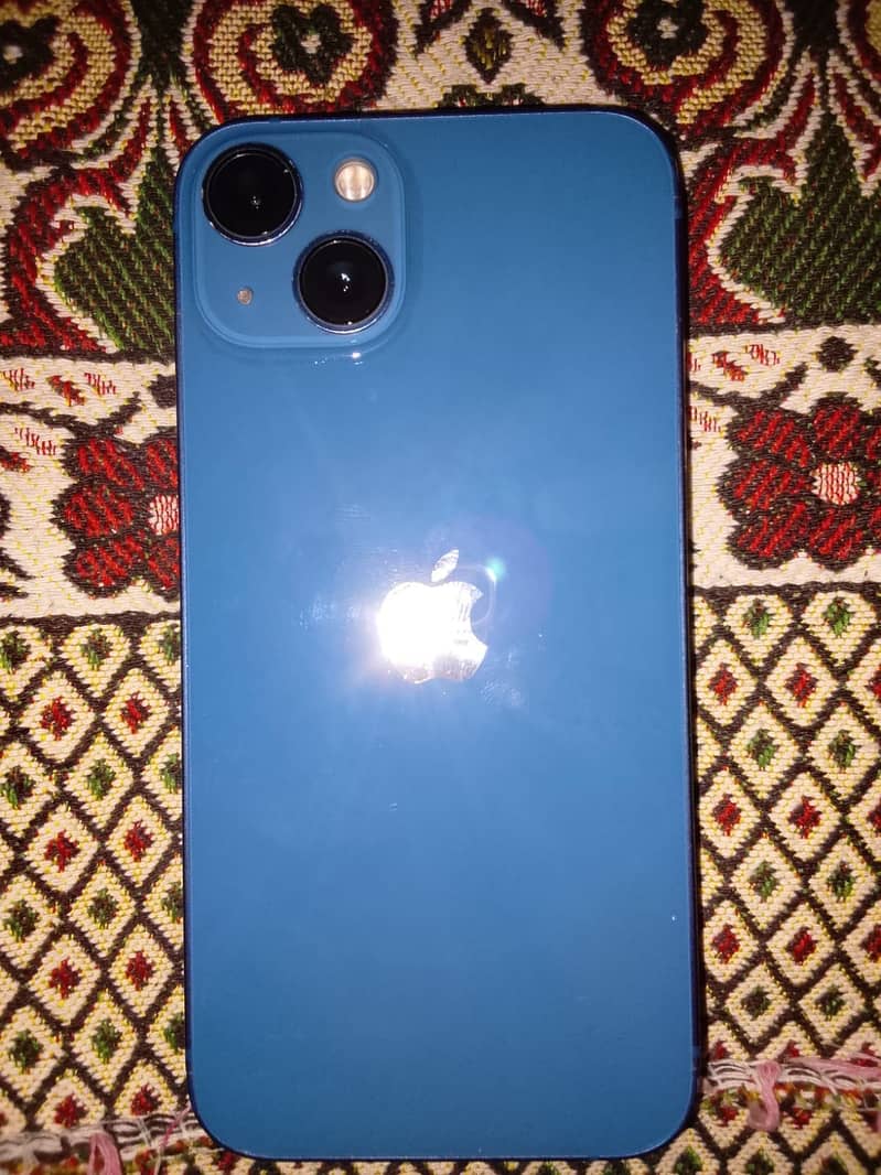 Apple iPhone 13 2