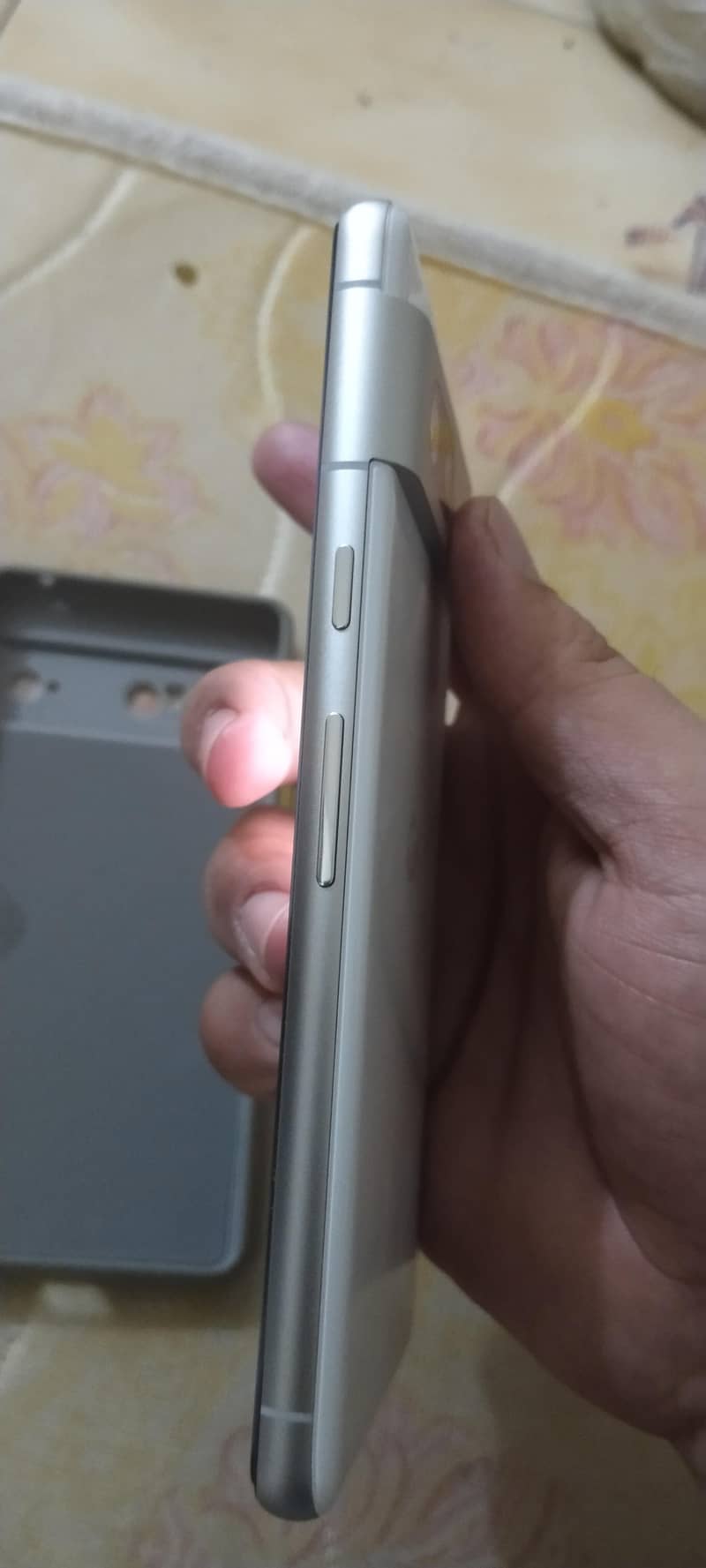 Google Pixel 7 5