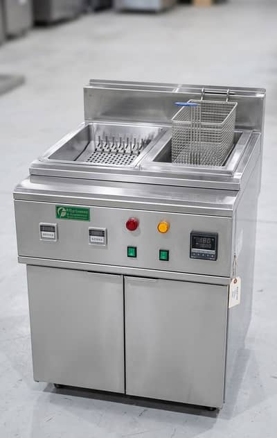 Urgent sale Fast food materials 03163973188