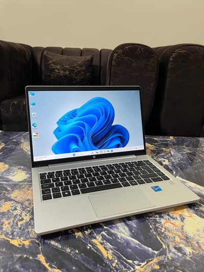 Laptop HP ProBook g8 i5 11th generation window 11pro