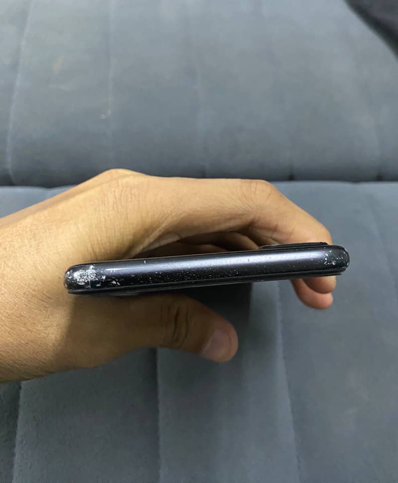 Apple iPhone 7 Plus 2