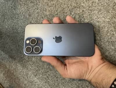 Apple iPhone 15 Pro Max jv