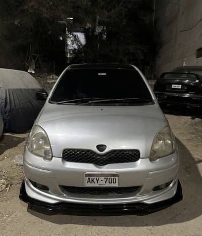 Toyota Vitz 2004