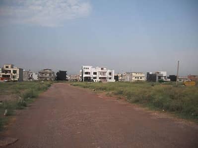 Plot For Sale in G-14/2 (14 Marla)