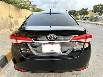 Toyota Yaris ativ x 1.5 2022 full option