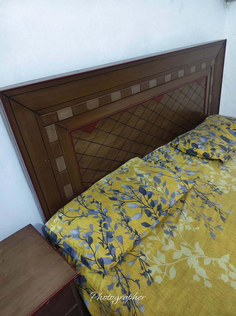 bed and two side table 1