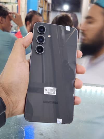 Samsung Mobile S24 fE price final