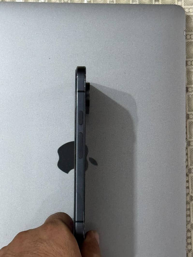 Google Pixel 9 2