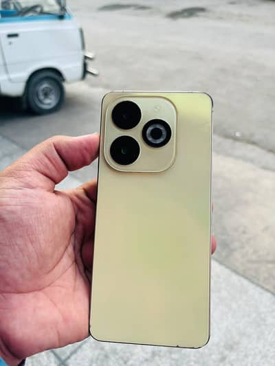 Infinix Smart 8 Pro