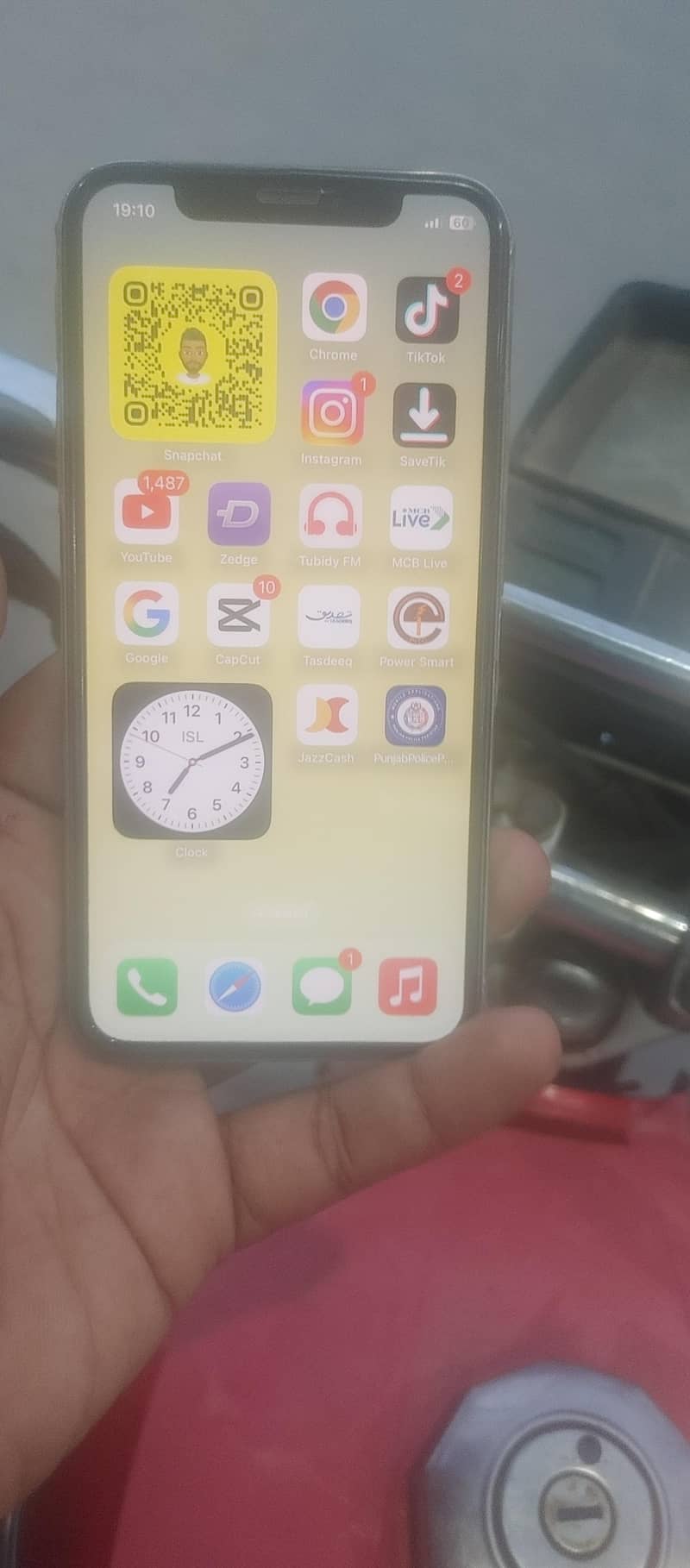 Apple iPhone X 2