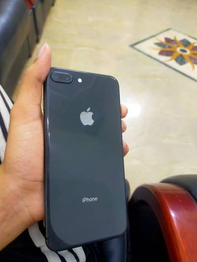 Apple iPhone 8 Plus