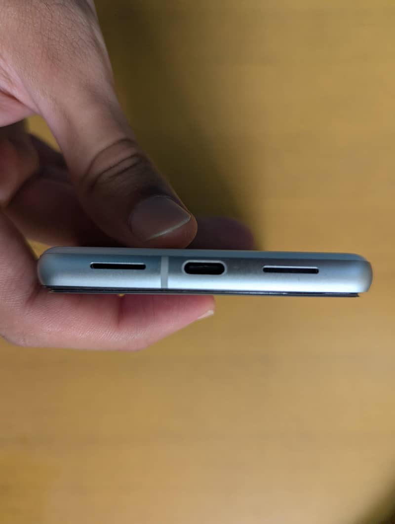 Google Pixel 7 3