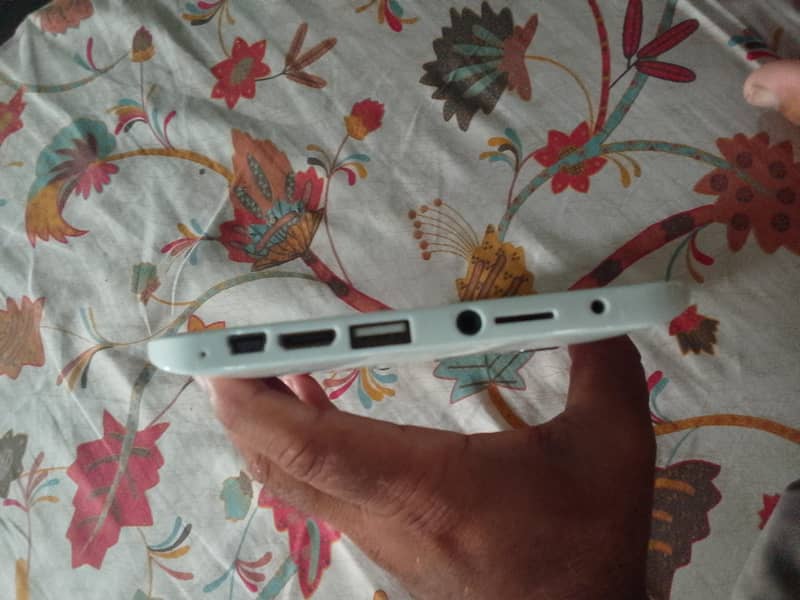 mini tablet using for child 3