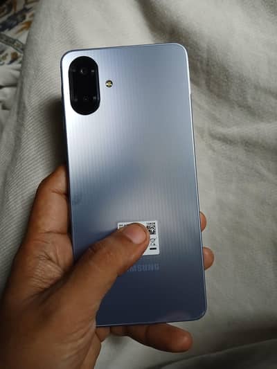Samsung A07 in warranty