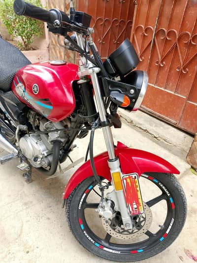 Yamaha YB 125z DX 2022-23,(5729km)