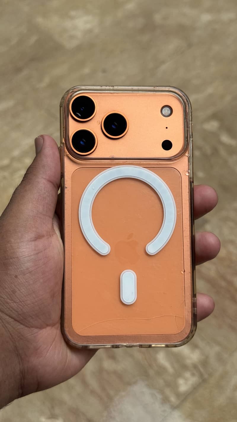 Apple iPhone 17 Pro Max 10