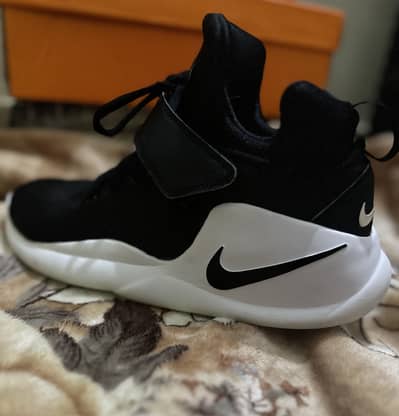 Nike Kwazi SE US 8