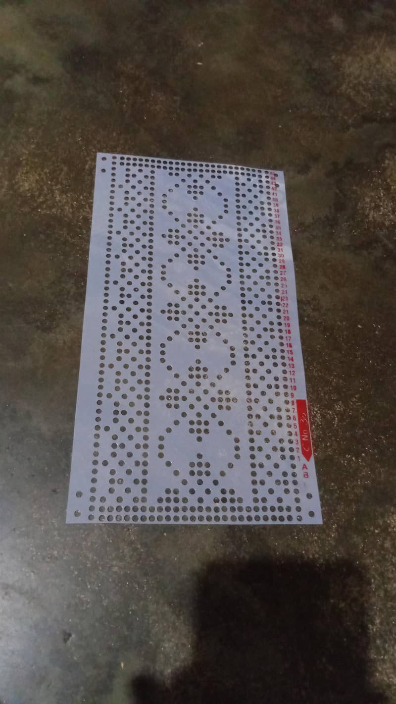 KNITTING.  MACHINE 15