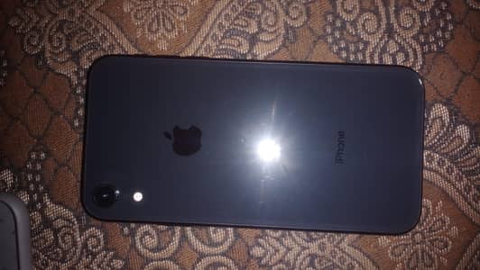Apple iPhone XR