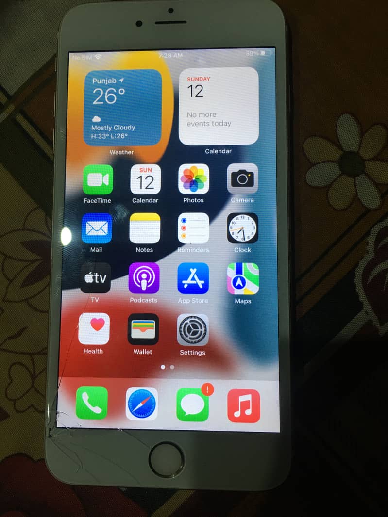 Apple iPhone 6S Plus 4