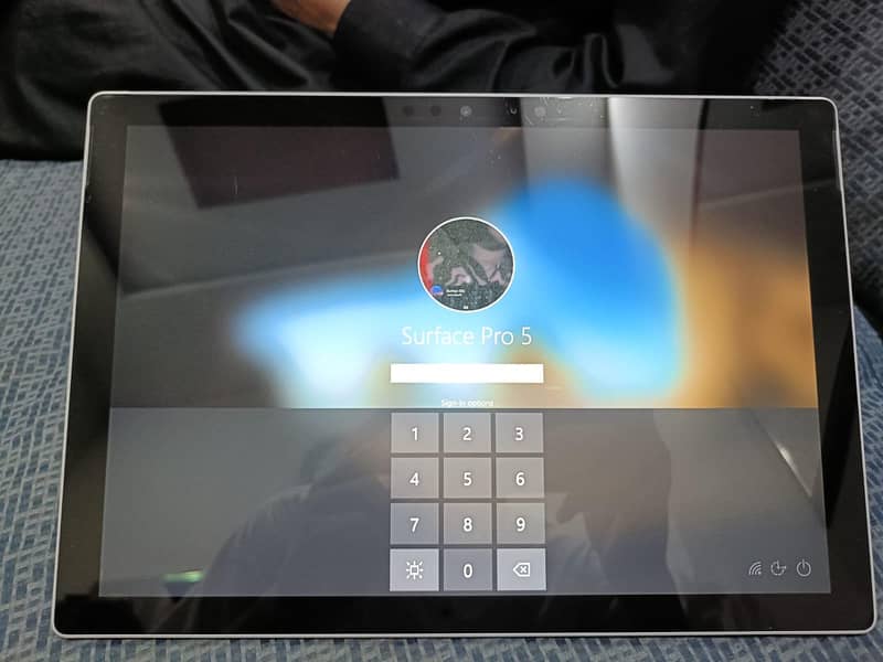 Microsoft Surface Pro 5 8
