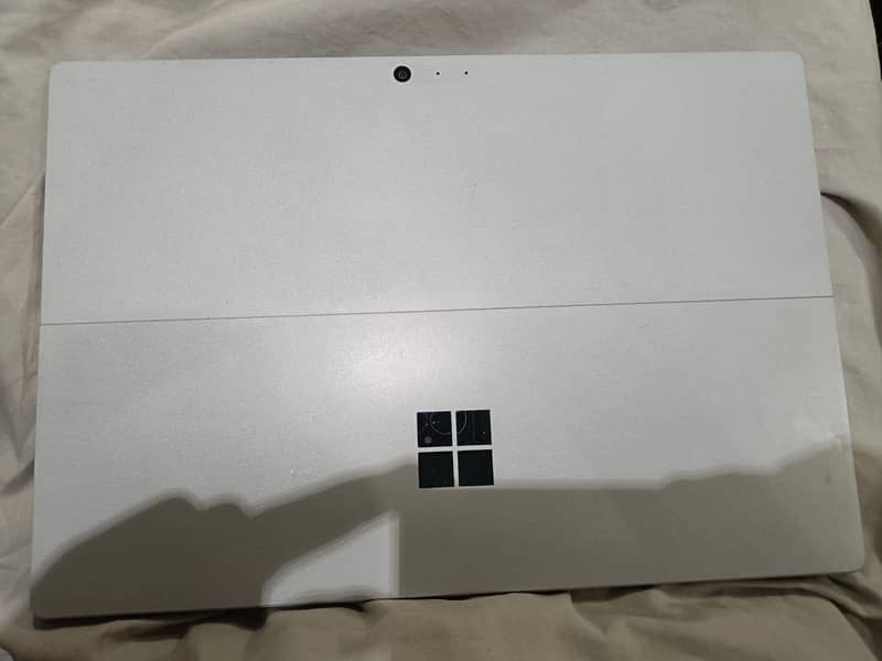 Microsoft Surface Pro 5 12