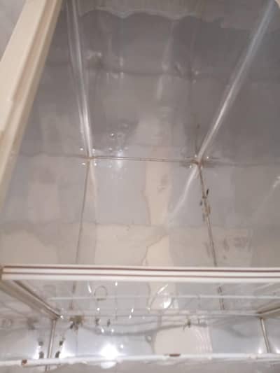 Dawlance deep freezer big size capacity around 14 cubic/300 Liters