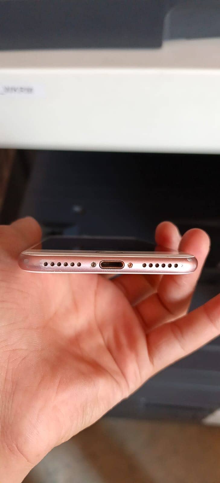 Apple iPhone 7 1