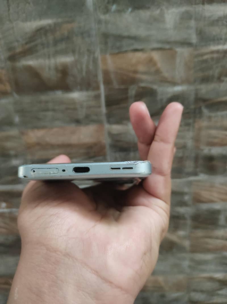 One Plus Ace 2V 2