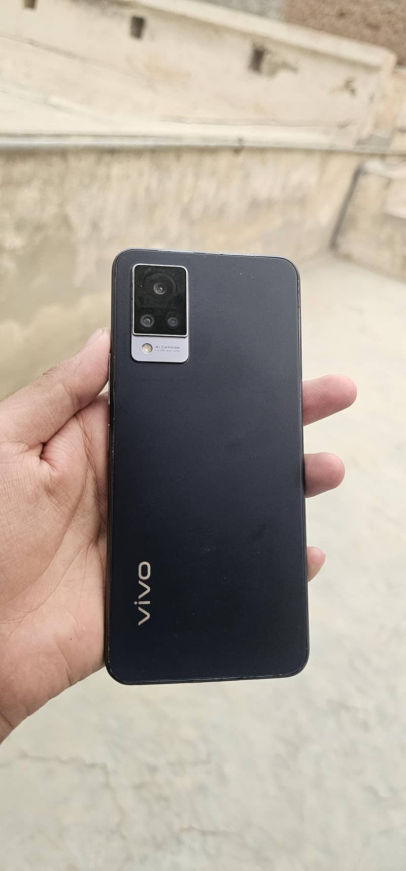 Vivo V21 1