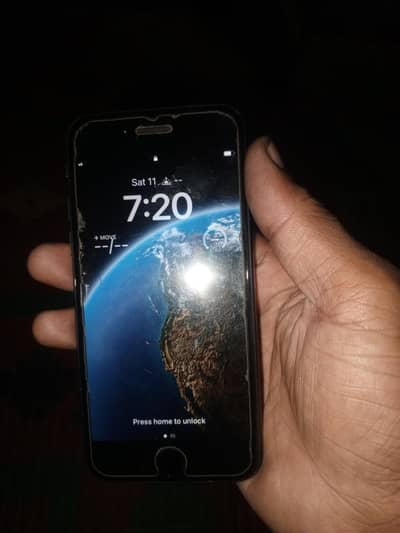 Apple iPhone 8