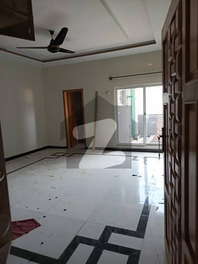 1 Kanal Upper Portion Is Available In Shah Allah Ditta For Rent