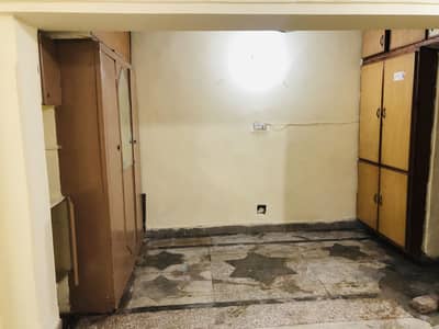 Ground Floor Available for Rent in Metro Station
