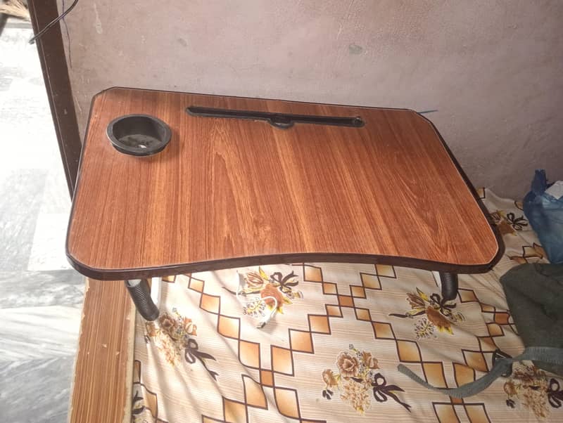 laptop table 1
