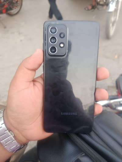 Samsung Mobile A72
