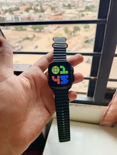 X8 Ultra Smart Watch – Excellent Condition