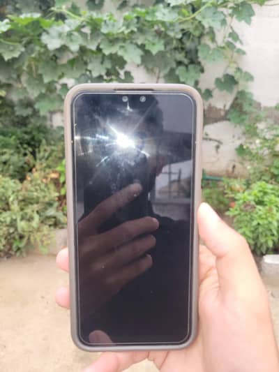 Huawei Y9 with box