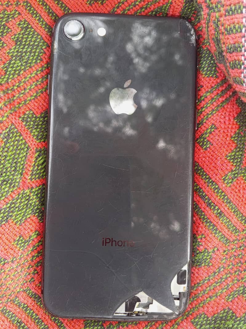 Apple iPhone 8 0