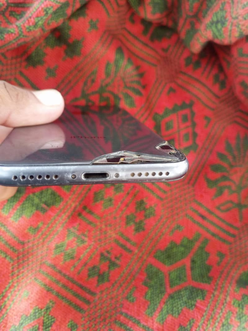 Apple iPhone 8 2